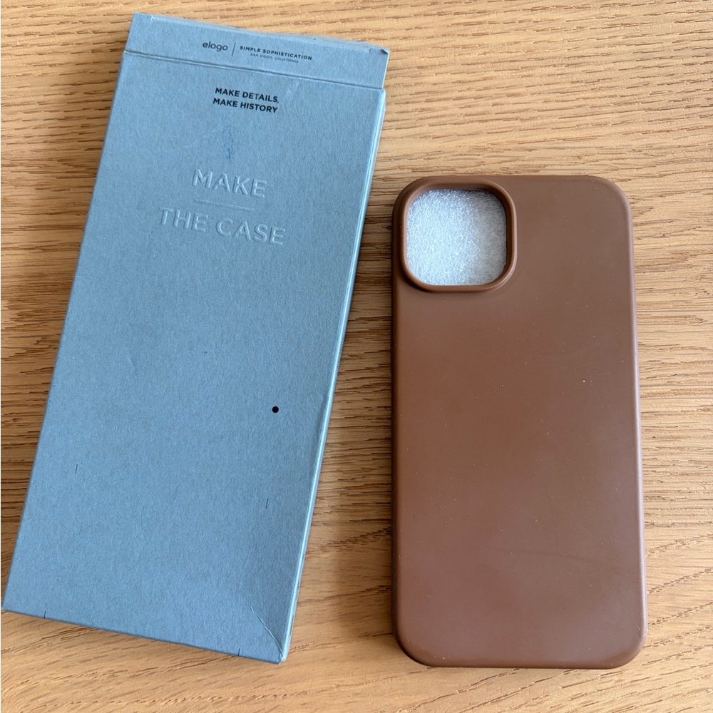 Brown iPhone 14 Case